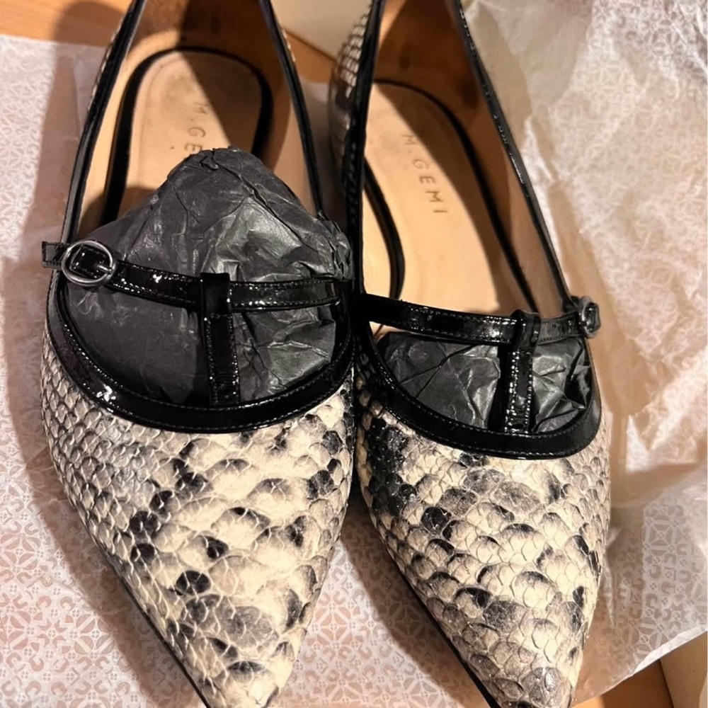 M. Gemi Black and Cream Snakeskin Loafers
